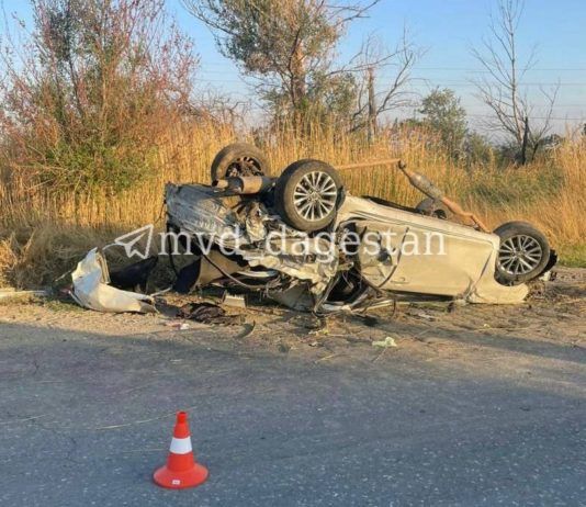 Подросток из Махачкалы, севший за руль без водительских прав, погиб в ДТП