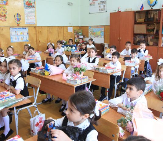 Три новые школы построят в Семендере