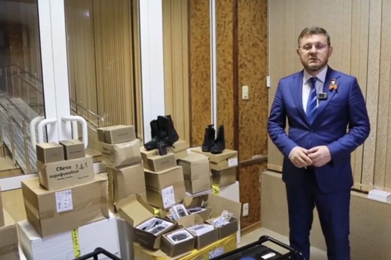 Махачкала отправила гуманитарную помощь российским военным