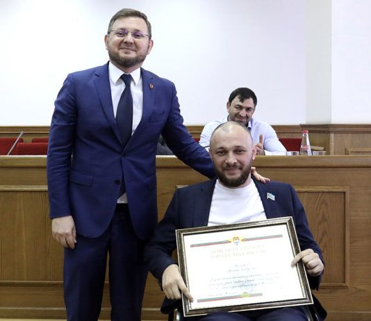 Награждение депутатов горсобрания