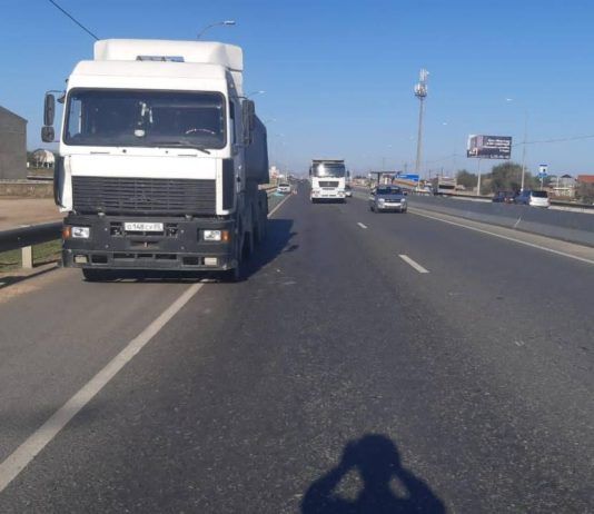 В Махачкале грузовик насмерть сбил пожилого мужчину