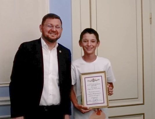 Мэр Махачкалы встретился с участниками первого Детского культурного форума