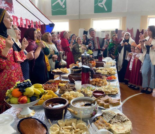 В Махачкале проходит фестиваль родных языков