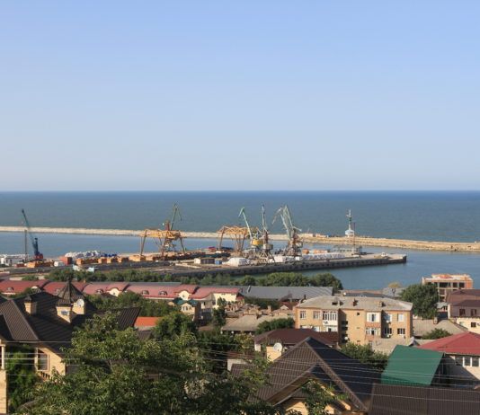 Махачкалинский морской порт может стать частью коридора «Север-Юг»
