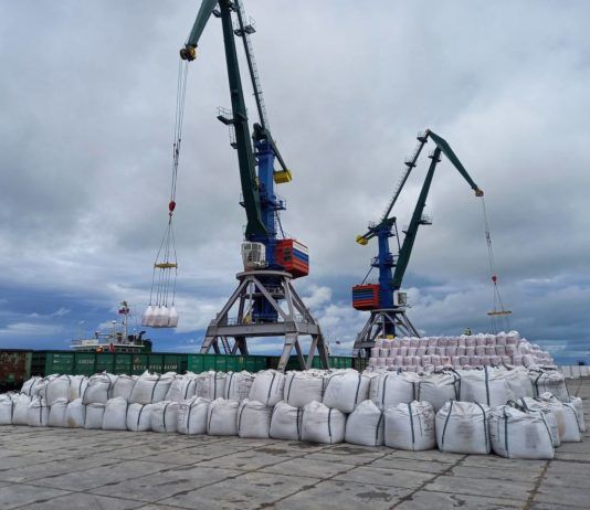 Перевалка сухих грузов в Махачкалинском порту за год выросла почти в 2 раза
