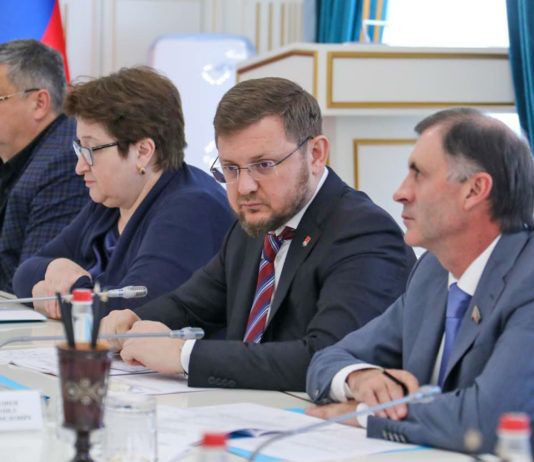 В столице появится сквер имени Расула Гамзатова