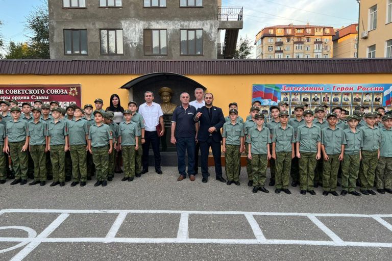 Герои среди нас