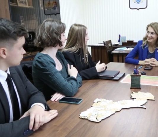 Школьники Махачкалы смогут взаимодействовать с предпринимателями со всей страны