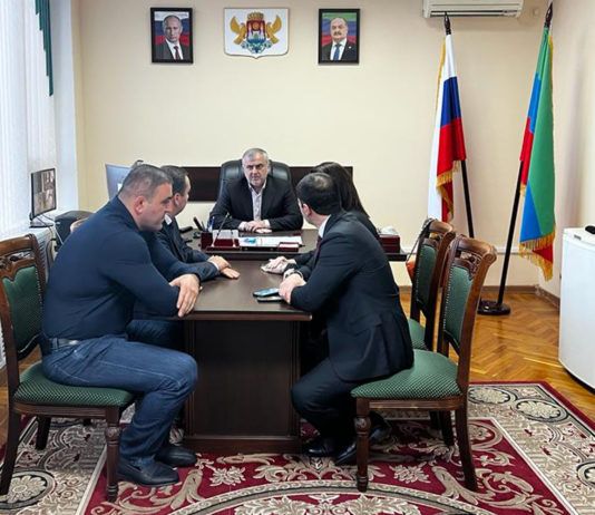 В строгом соответствии с законом