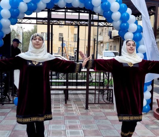 В Махачкале открыли еще одну благоустроенную дворовую территорию