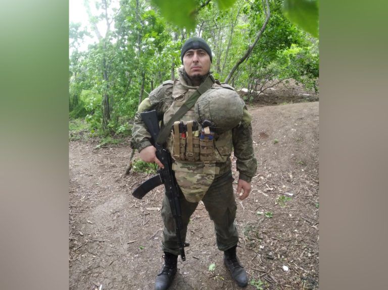 Махачкалинец, рискуя жизнью, спас боевого товарища в ходе СВО