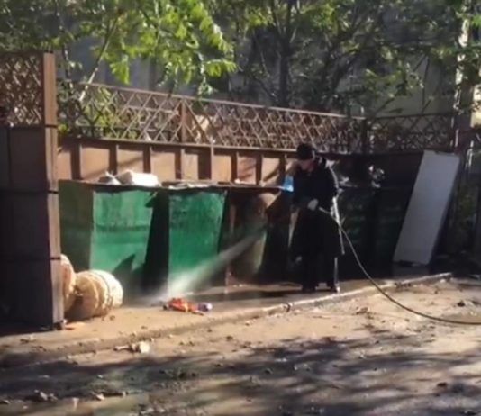 На улицах Махачкалы провели генеральную уборку