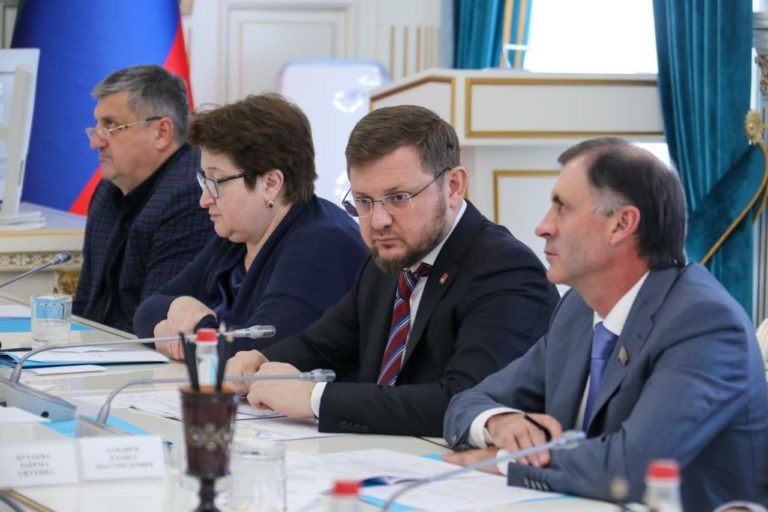 В Махачкале появится сквер имени поэта Расула Гамзатова