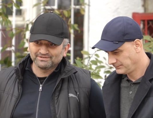 Еще двое сотрудников мэрии Махачкалы добровольно отправились в зону СВО