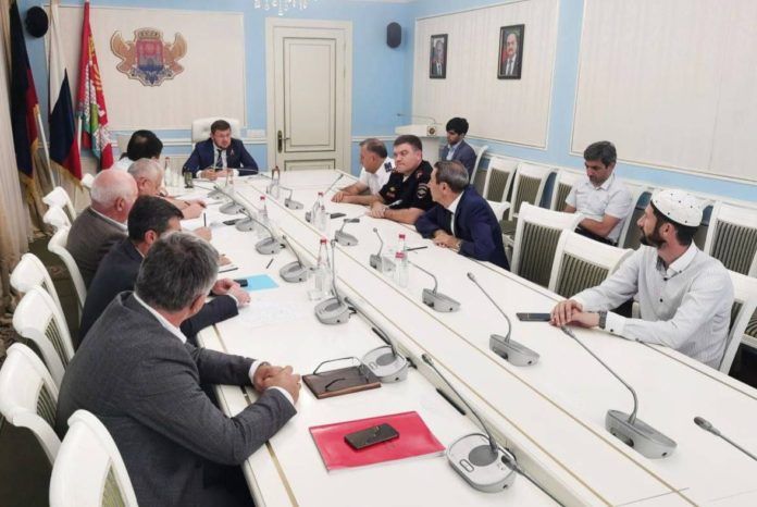 A61D44B2-1C4A-4702-A586-953FB02E213D