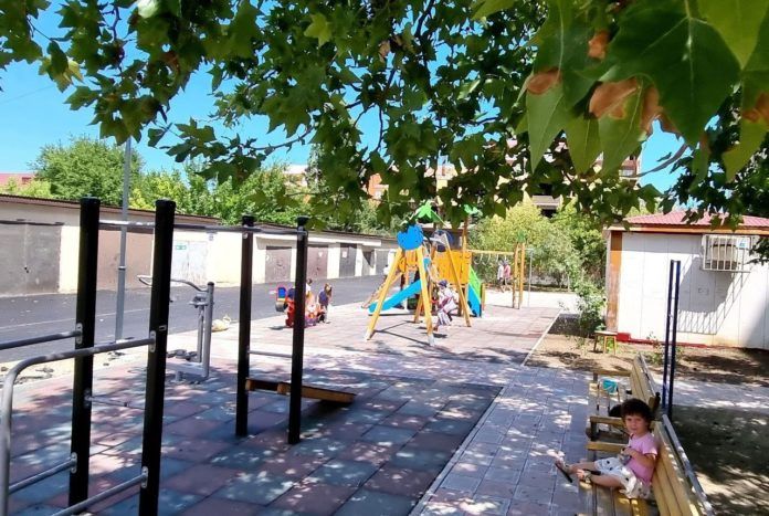 D1C7CE7E-D1D3-48B0-98FA-6EAADE262B7C