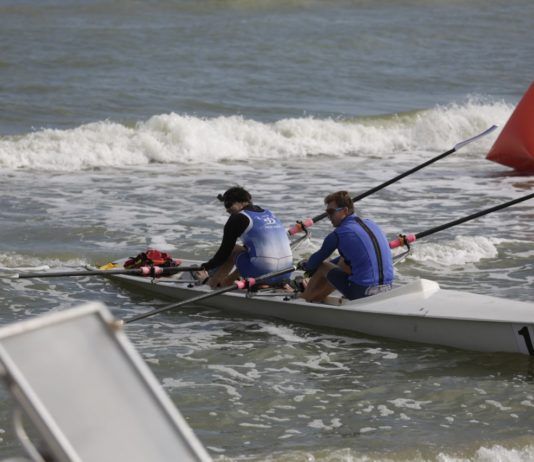 В Махачкале проходит чемпионат России по прибрежной гребле