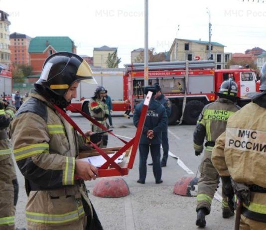 В Махачкале прошли пожарно-тактические учения