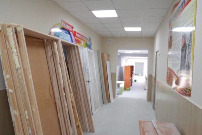 Мэрия Махачкалы требует с подрядчика 9 млн рублей за срыв сроков ремонта школ