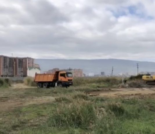 Мэрия Махачкалы приостановила строительные работы вблизи озера Ак-Гель