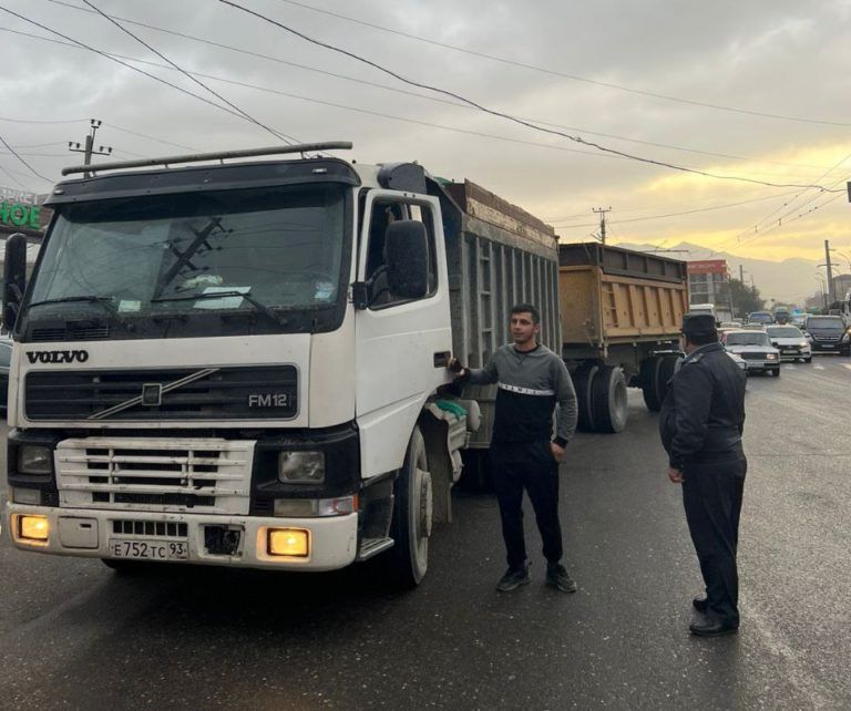 В Махачкале провели рейды по выявлению большегрузов-нарушителей
