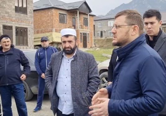 В Ленинкенте прошёл рузман при участии мэра Махачкалы