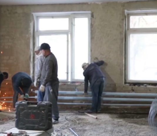 В Махачкале продолжается капитальный ремонт четырех детсадов