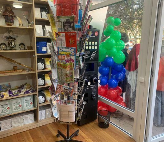 В Махачкале открыли первый газетный киоск нового формата