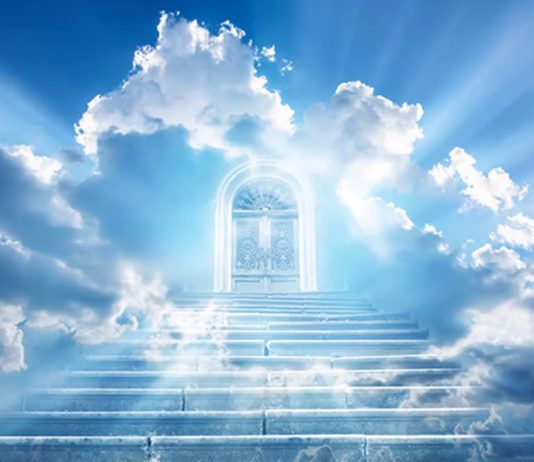 Есть ли среди людей тот, кто будет приглашен ко всем вратам Рая?