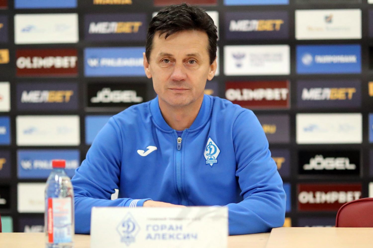 главный тренер фк динамо махачкала. горан алексич динамо фото. валерий шанталосов вратарь. горан алексич динамо фото. горан алексич.