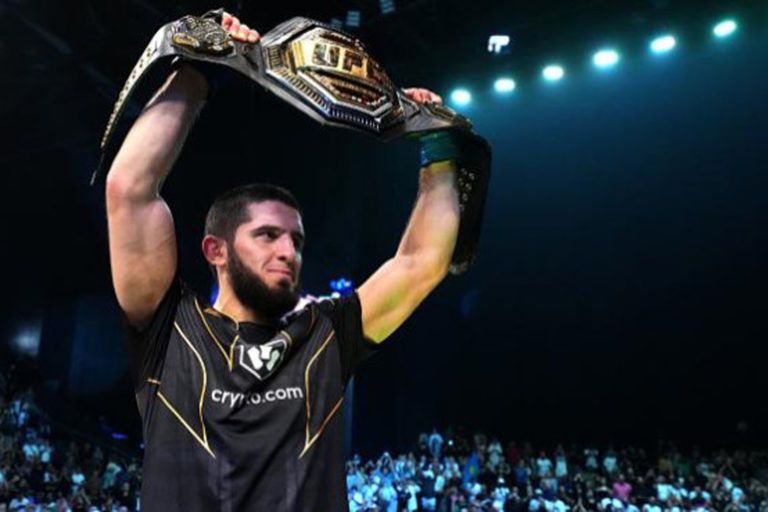 Махачев поднялся на второе место в рейтинге лучших бойцов UFC