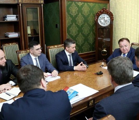 Стратегическая встреча: вице-президент «Ростелекома» на Юге и глава Ингушетии обсудили цифровизацию региона