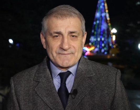 Ризван Газимагомедов поздравил махачкалинцев с Новым годом и рассказал о планах на 2023 год