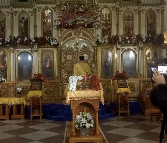 Всенощное бдение началось в Махачкале