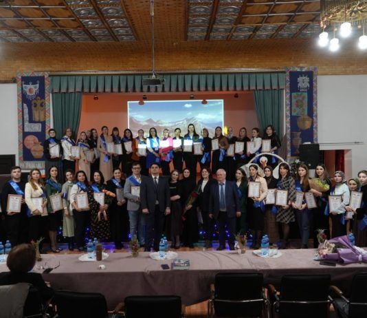 В Махачкале определили победителя городского этапа конкурса «Учитель года – 2023»