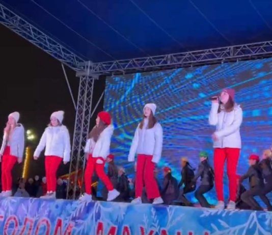 Управление культуры Махачкалы ответило на претензию по поводу праздничных мероприятий на главной площади города