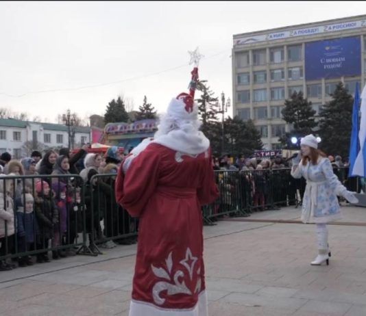 Программа новогоднего марафона на центральной площади Махачкалы
