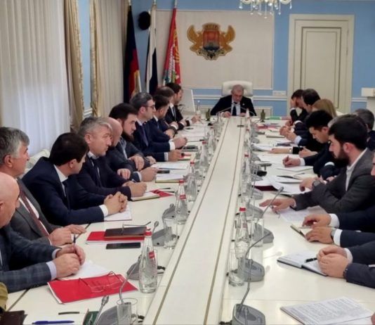 В Махачкале подготовили отдельную новогоднюю программу для детей участников СВО