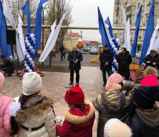 В Махачкале открыли еще две благоустроенные дворовые территории
