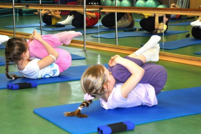 1540379847_gimnastika