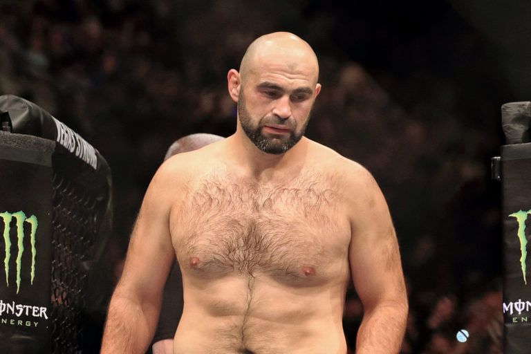Шамиль Абдурахимов выступит на турнире UFC в Бразилии