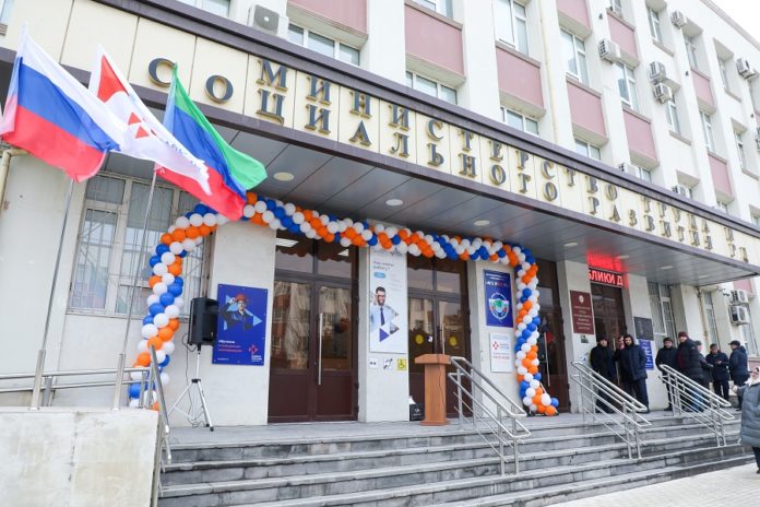 0B11FB6F-F1FE-4A53-8C4B-B6DD2A2D5DA8