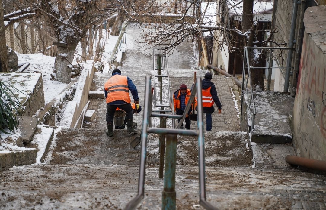 Заместитель губернатора дагестана. Налоговая служба махачкала. Службы махачкалы. Миграционная служба рд. Миграционная служба махачкала.