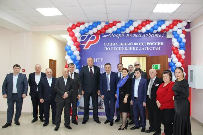 DCD3C3BA-095E-4939-B6E5-040DF341F3C3