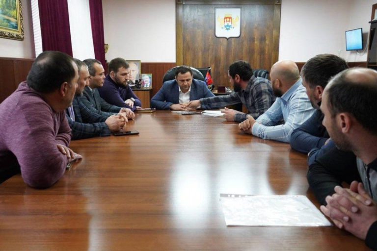 В пригороде Махачкалы появится спорткомплекс для занятий футболом