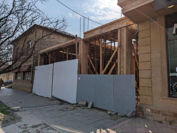 AC906880-EE93-4CC5-945C-8CCCB9EA853B