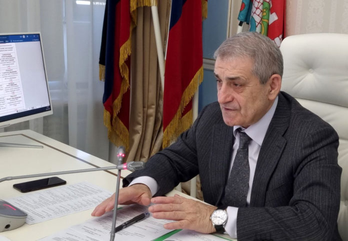 B69FA71E-9DC0-484C-A5E5-450383CD62DC