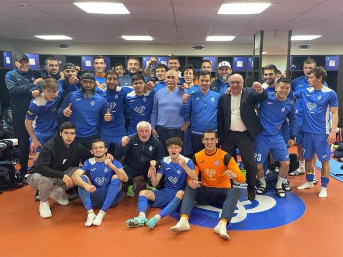 C04FB0D7-2245-40FE-B02A-5587F608113B