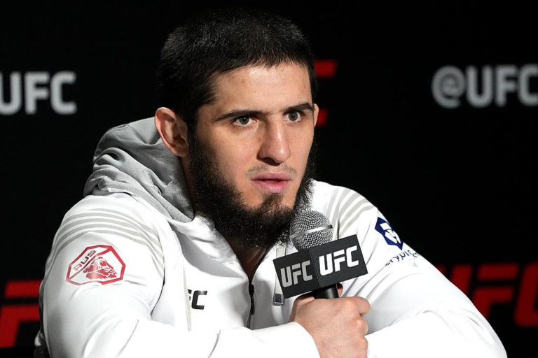 Махачев рассказал о желаемых противниках на следующий бой в UFC