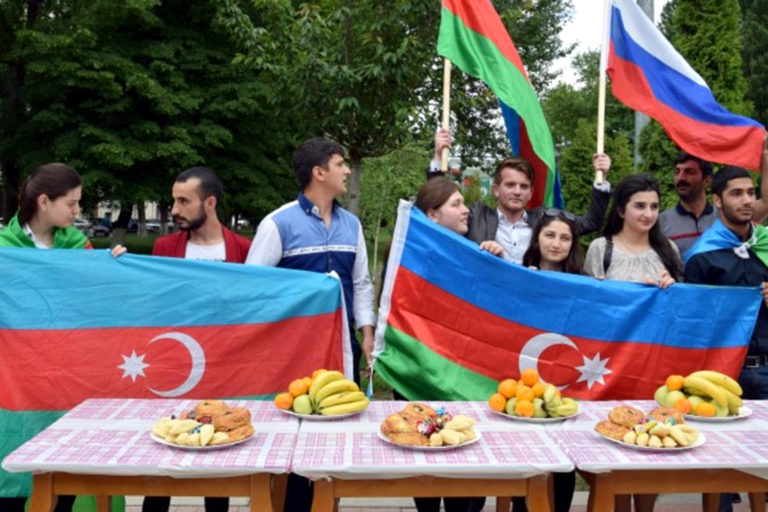 В Махачкале отпраздновали День Республики Азербайджан